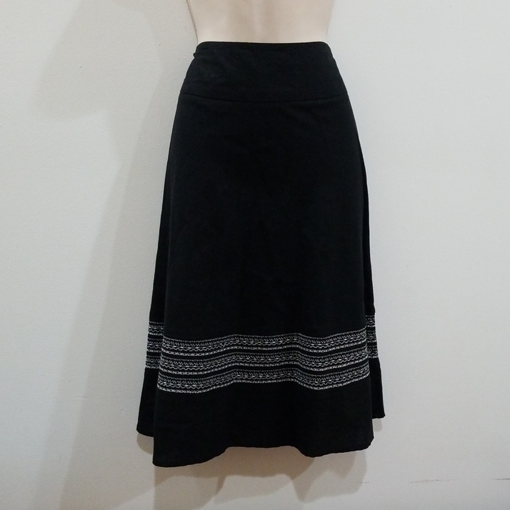 Covington women's black&white skaters midi skirt